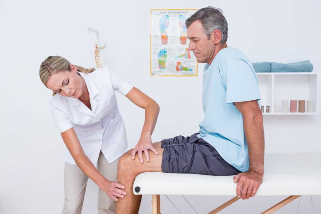 consultation with physical therapist for knee pain